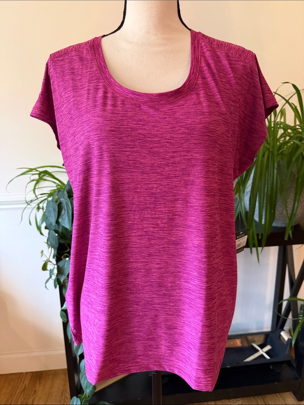 Eddie Bauer Women's Heathered Magenta Cap-Sleeve Tee